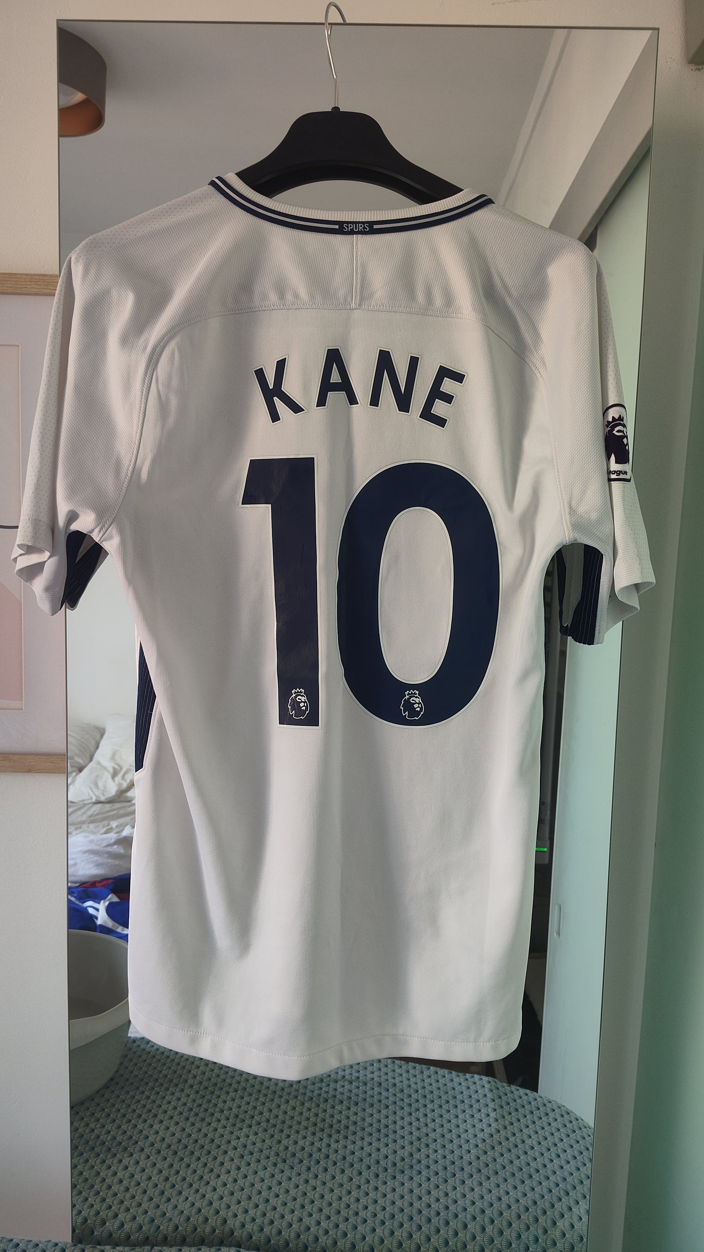 Harry Kane Tottenham Hotspur 2017 Home Jersey – #10 (S) 10/10
