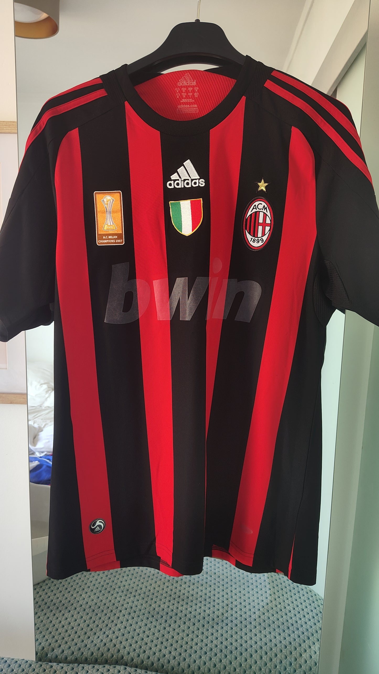 2008/09 Ronaldinho AC Milan (M) Authentic